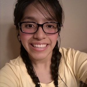 Meet your Posher, Maria